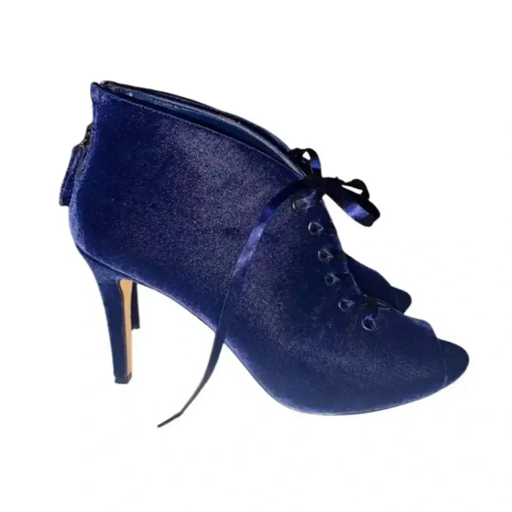 White House Black Market Blue Velvet Lace Up Boots Size 8.5 NWOT